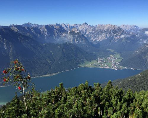 Panorama uitzicht over de Achensee