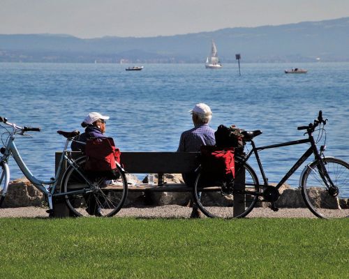 Uitrusten op een bankje langs Bodensee