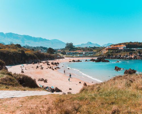 Strand in de regio Asturië