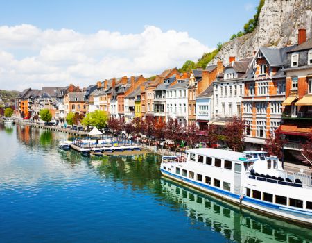 De plaats Dinant in België