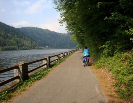 fietsen langs donau