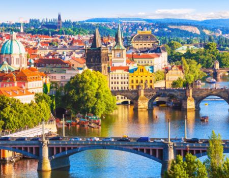 Oude stadscentrum in Praag waar de reis begint