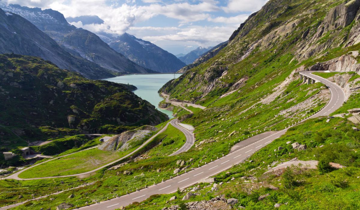 Bergroutes door Zwitserland